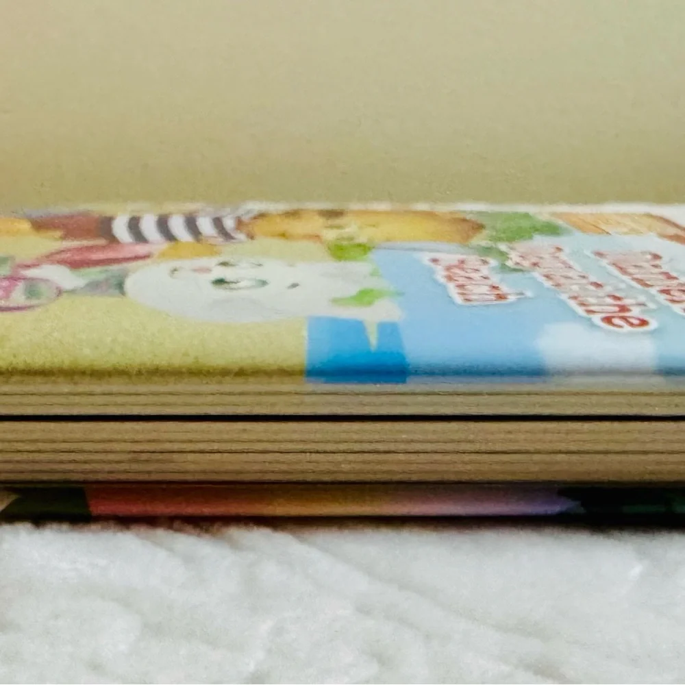 Daniel's Day at the Beach Book by Daniel Tiger’s Neighborhood (New with tags on)